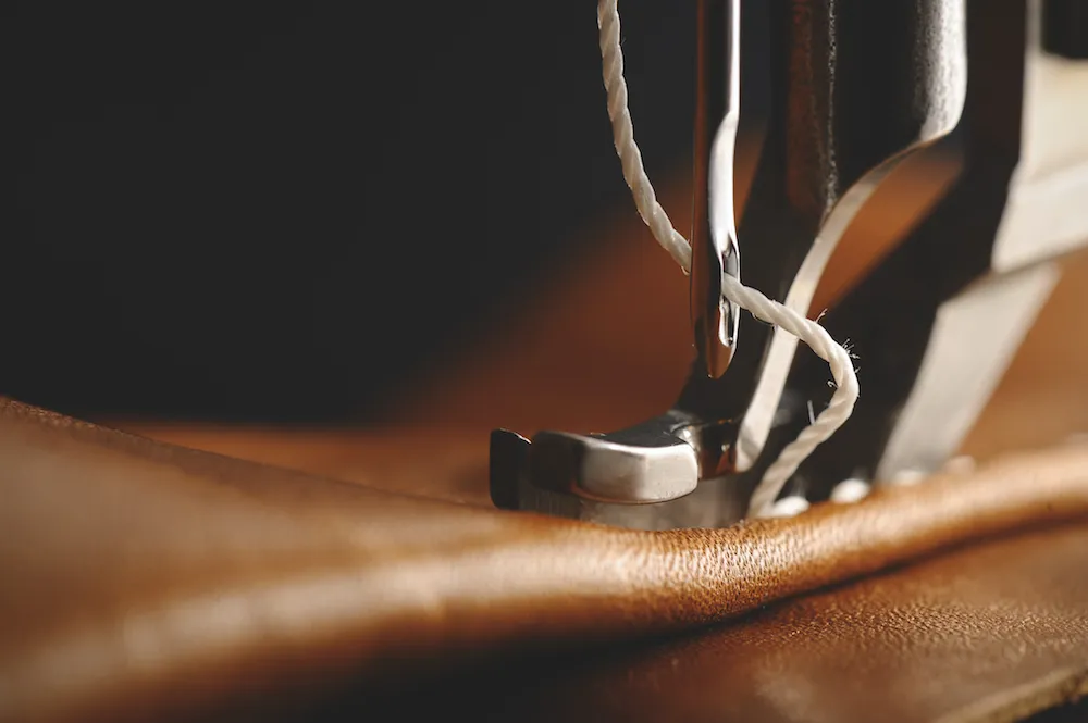 L-Dot-hand-stitching-leather-products